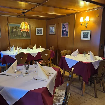 Hotel-restaurant Maien Hotel